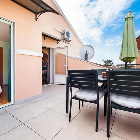 Olea Magica Apartment *