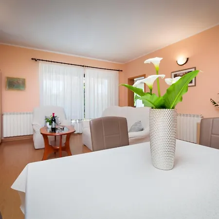 Olea Magica Apartment *